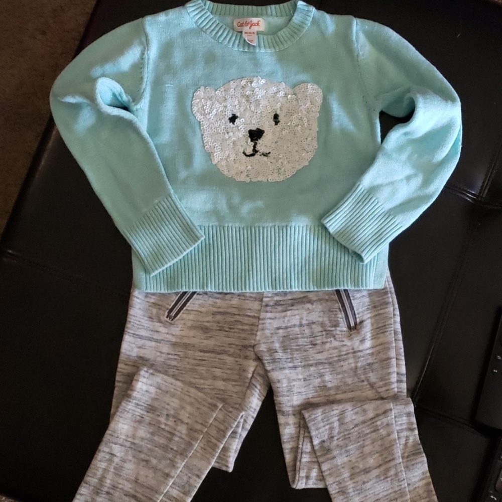 Sweater and pants set